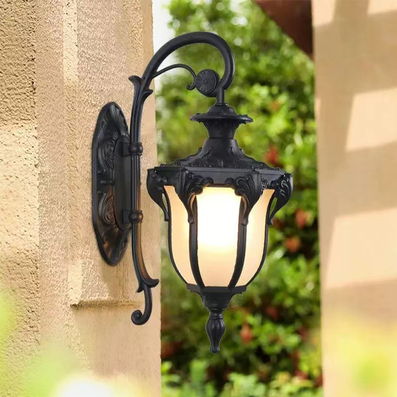 2 Decorative Wrought Iron Wall Lamps Outdoor Waterproof Garden Sconce Lighting
